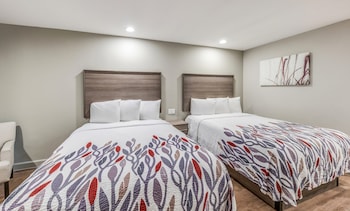 Deluxe Room, 2 Queen Beds, Smoking
