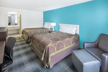 Room, 2 Queen Beds, Non Smoking