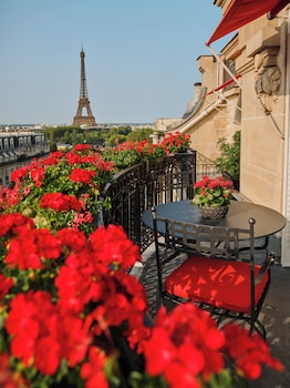 Suite Deluxe, Vue Avenue Montaigne avec Balcon