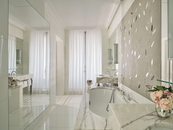 Suite Eiffel