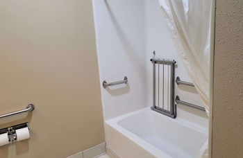 Standard Room, 2 Queen Beds, Accessible, Non Smoking