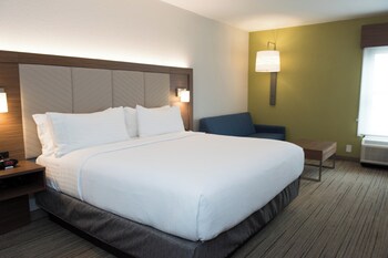 Standard Room, 1 King Bed (Leisure)