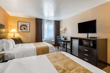 Room, 2 Queen Beds, Non Smoking
