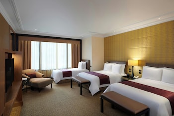 Family Room, 1 King Bed