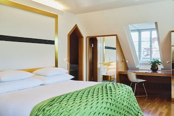 Penthouse (Suite with Rooftop Terrace)