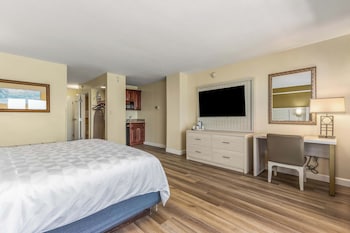 Standard Room, 1 King Bed
