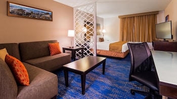 Suite, 1 King Bed, Non Smoking, Refrigerator & Microwave