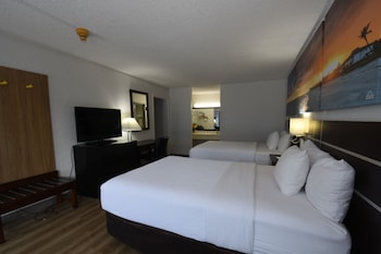Suite, 2 Double Beds, Mobility Accessible, Non Smoking (Mobility)