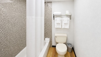 Double King with Mini Kitchenette