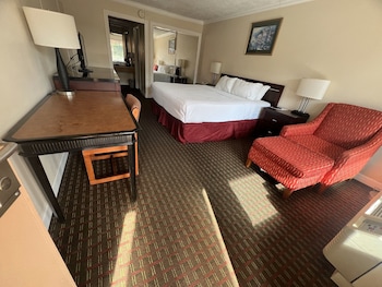 Standard Room, 1 King Bed