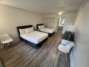 Premium Room, 2 Double Beds