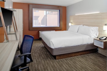 Room, Accessible (Roll-In Shower)