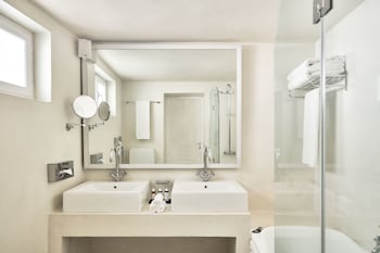 Presidential Villa, 3 Bedrooms, City View