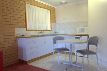 Deluxe Spa Room