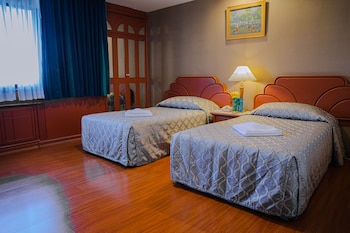 Superior Suite, City View