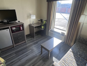 Business Room, 1 King Bed, Non Smoking
