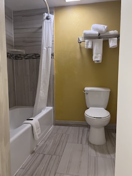 Standard Room, 1 King Bed, Non Smoking