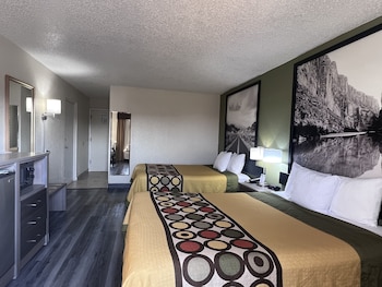 Standard Room, 2 Queen Beds, Non Smoking