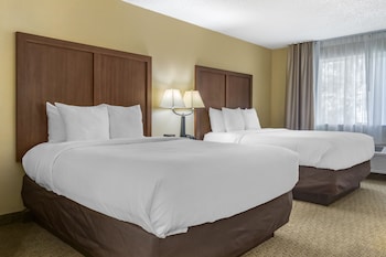 Standard Room, 2 Queen Beds, Non Smoking