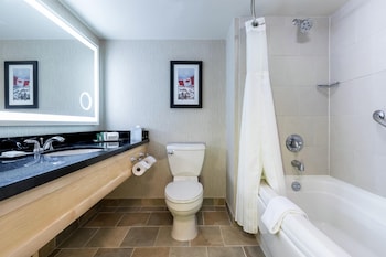 Hilton, Room, 2 Queen Beds