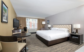 Studio, 1 King Bed, Kitchenette