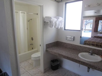 Double Room, 2 Double Beds, Non Smoking