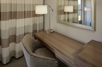 Suite, 1 King Bed, Non Smoking