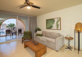 Superior Suite with Sea View