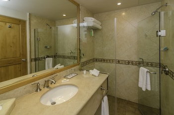 Deluxe Junior Suite