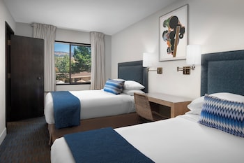Suite, Multiple Beds (King Family Duo)