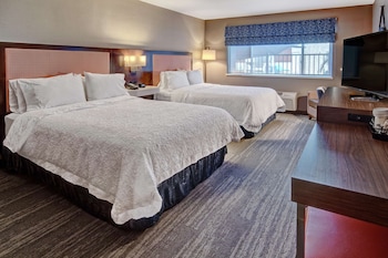 2 Queen Beds, Accessible (Hearing) Non-Smoking