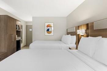 Standard Room, 2 Queen Beds, Accessible (Communications)