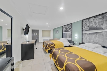 Standard Room, 2 Queen Beds, Smoking
