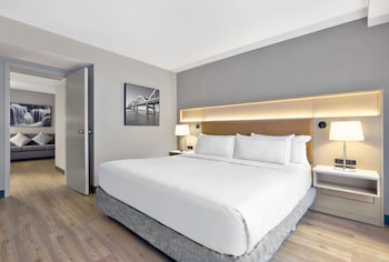 Suite, 1 King Bed