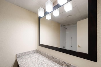 Room, 2 Queen Beds, Non Smoking