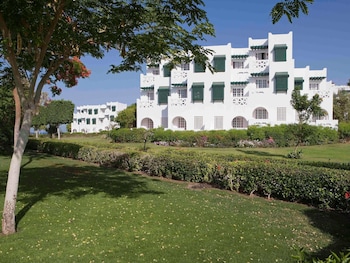 Standard Room, 2 Twin Beds, Garden View