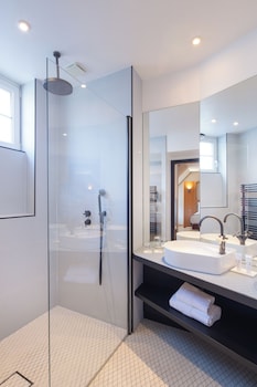 Signature Room