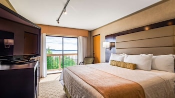 Single Room, 1 King Bed with Sofa bed, Ocean View