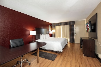 Superior Room, 1 King Bed (Smoke Free)