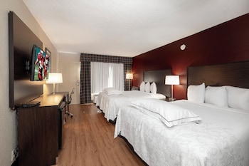 Premium Room, 2 Queen Beds (Upgraded Bedding & Snack, Smoke Free)