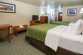 Standard Room, 2 Queen Beds, Non Smoking