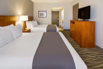 Standard Room, 2 Queen Beds, Non Smoking, Refrigerator & Microwave