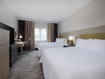 Standard Room, 2 Queen Beds, Accessible Bathtub (Communications, Mobility)