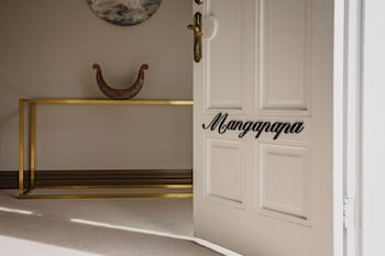 Mangapapa Suite
