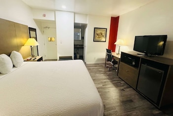 Room, 1 King Bed, Non Smoking