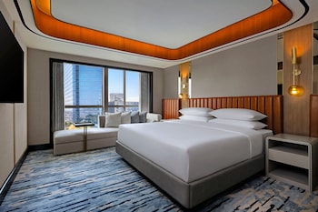 Club Room, 2 Bedrooms