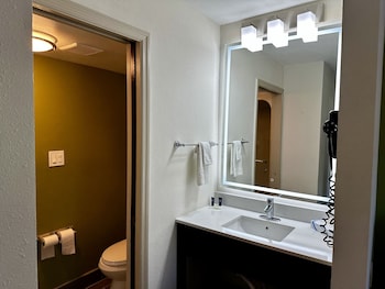 Standard Room, 2 Double Beds, Non Smoking