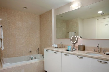 Suite, Multiple Beds