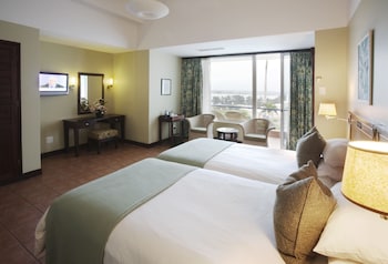 Standard Twin Room -  Balcony & Sea View