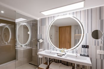 Suite, Oceanfront (Elite Club | C)
